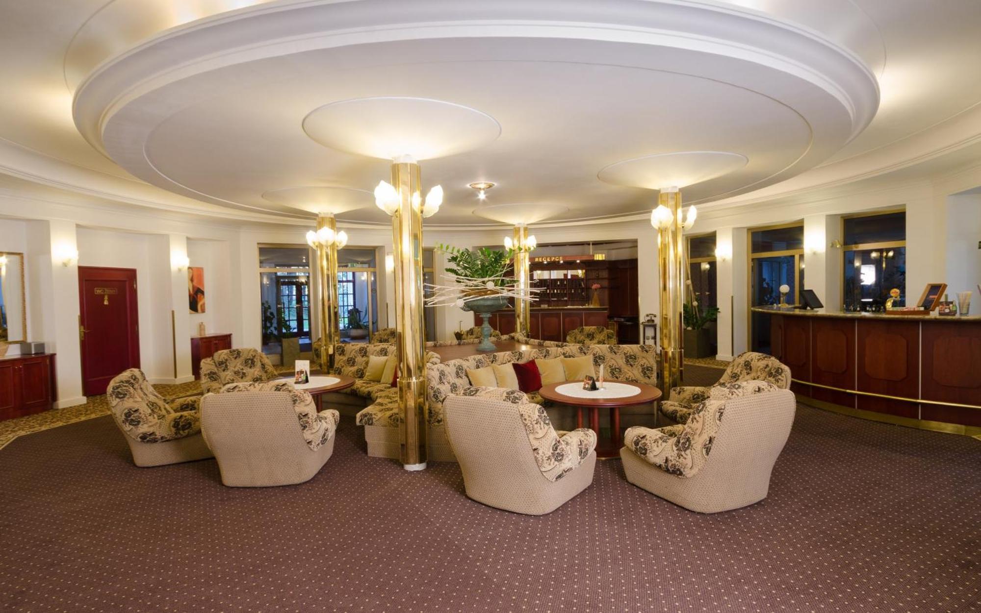 Hotel Ostrov Nymburk Exterior photo